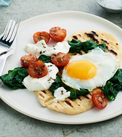 garlicflatbread_eggs